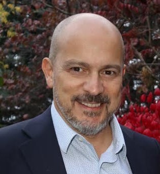Dr. Roberto Soares